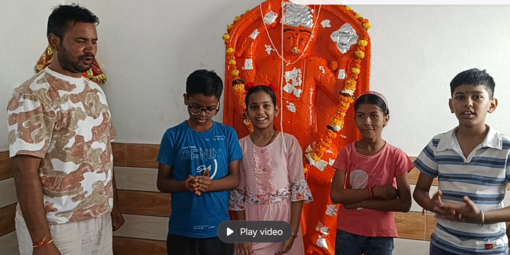 Bharatpur News: गोपालगढ़ वार्ड 33 में श्री हनुमान महादेव मंदिर की प्राण-प्रतिष्ठा, विशाल भंडारे में उमड़े हजारों श्रद्धालु 4 503231